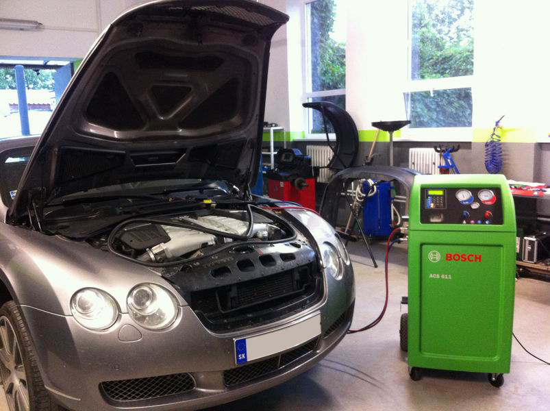 Bentley Continental GT kontrola a plnenie klimatizacie